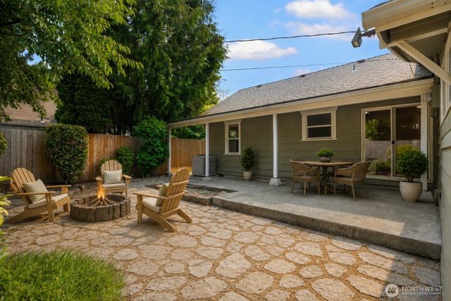 7921 E 139th Court SE, Puyallup, WA 98372