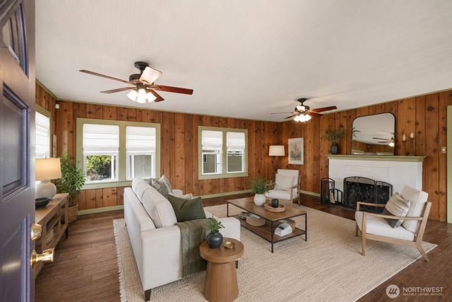 7921 E 139th Court SE, Puyallup, WA 98372
