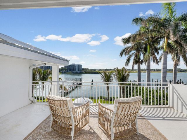 433 ST ANDREWS DRIVE, Belleair, FL 33756