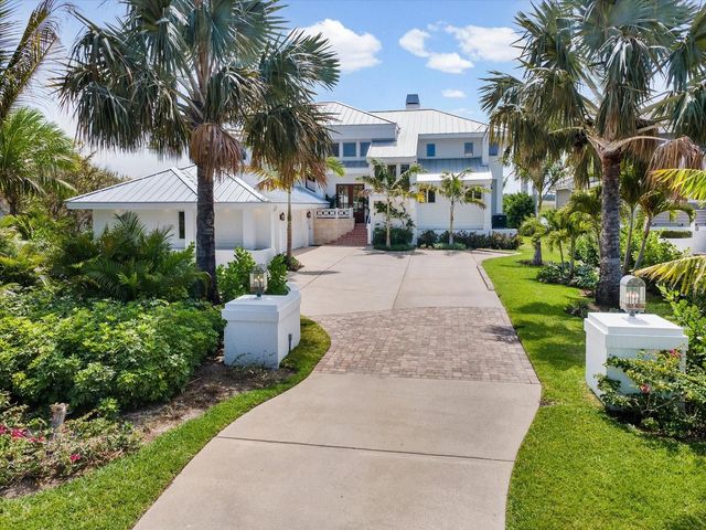 433 ST ANDREWS DRIVE, Belleair, FL 33756