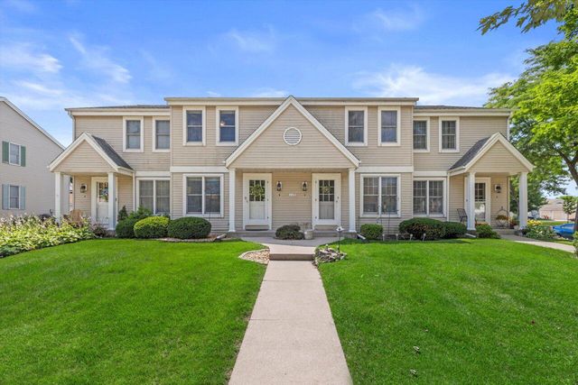 115 E Rivera DRIVE #B, Waukesha, WI 53189