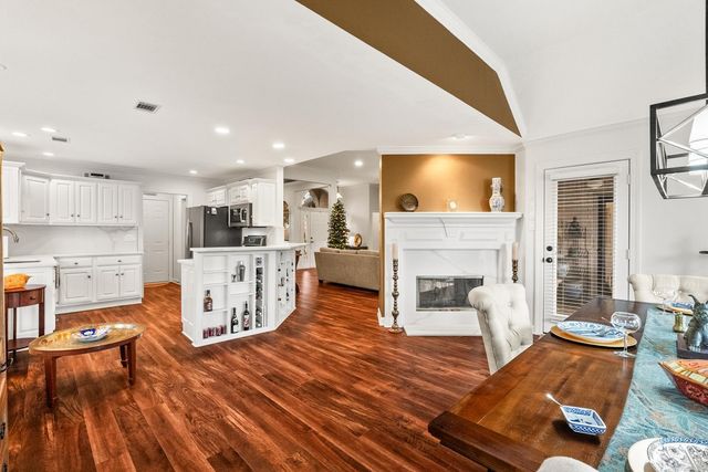 118 Nemours Court, Maumelle, AR 72113