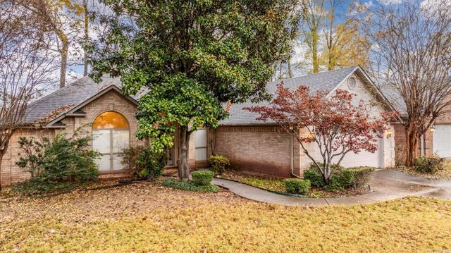 118 Nemours Court, Maumelle, AR 72113