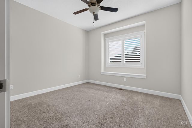 7148 S Carpenter Ave, Boise, ID 83709