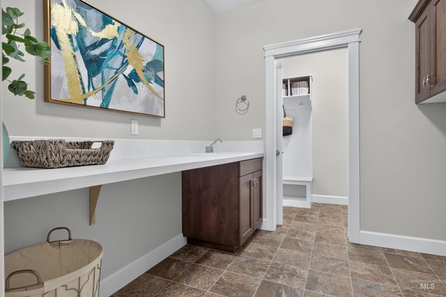 7148 S Carpenter Ave, Boise, ID 83709