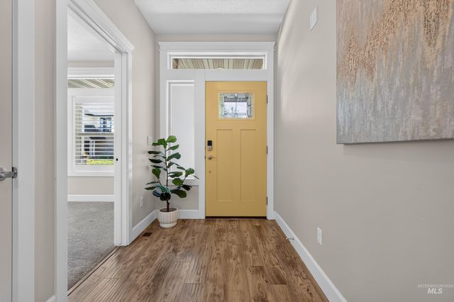 7148 S Carpenter Ave, Boise, ID 83709