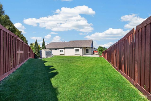 7148 S Carpenter Ave, Boise, ID 83709