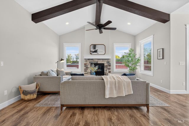 7148 S Carpenter Ave, Boise, ID 83709