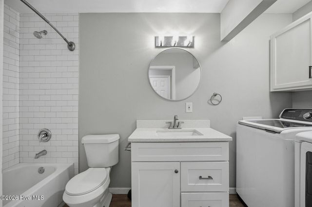 1329 Avon Court, Wilmington, NC 28405