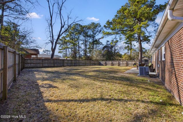 1329 Avon Court, Wilmington, NC 28405