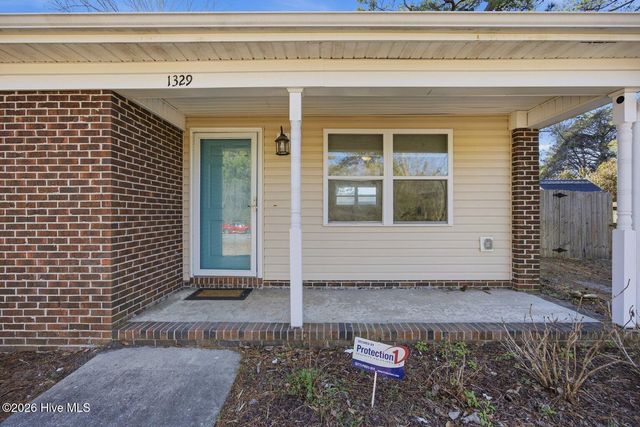 1329 Avon Court, Wilmington, NC 28405