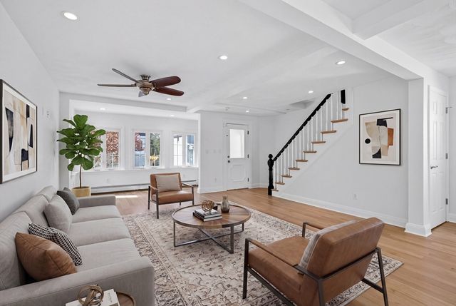 39 Ash Ave, Somerville, MA 02145