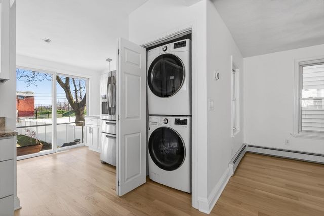 39 Ash Ave, Somerville, MA 02145