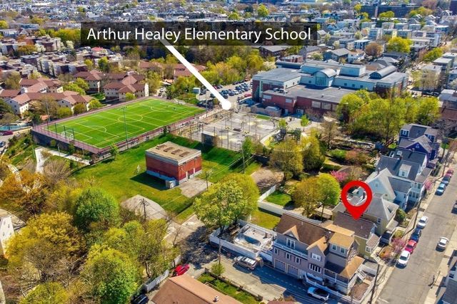 39 Ash Ave, Somerville, MA 02145