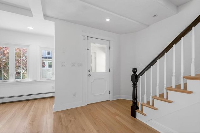 39 Ash Ave, Somerville, MA 02145