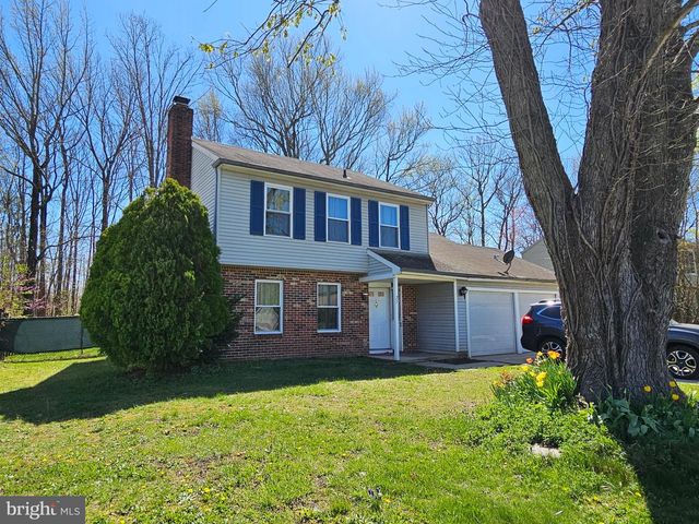 27 HARTSDALE LN, Sicklerville, NJ 08081