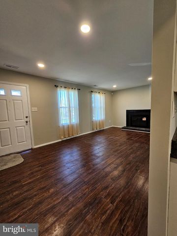 27 HARTSDALE LN, Sicklerville, NJ 08081