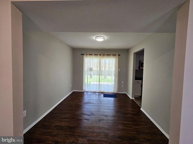 27 HARTSDALE LN, Sicklerville, NJ 08081