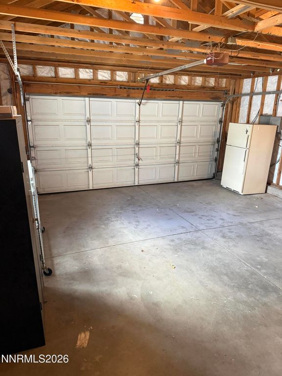 Image 19 of property listing at 6 Emilio Court, Yerington, NV 89447