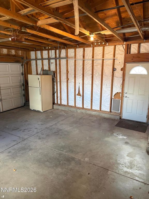 Image 20 of property listing at 6 Emilio Court, Yerington, NV 89447