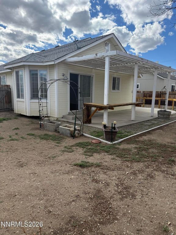 Image 25 of property listing at 6 Emilio Court, Yerington, NV 89447
