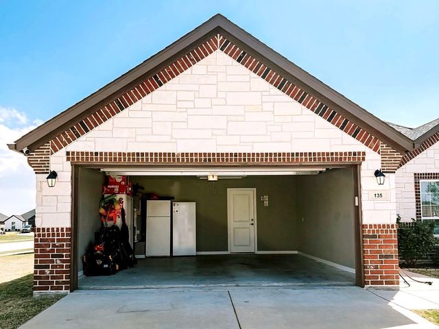 135 Kiowa Drive, Greenville, TX 75402