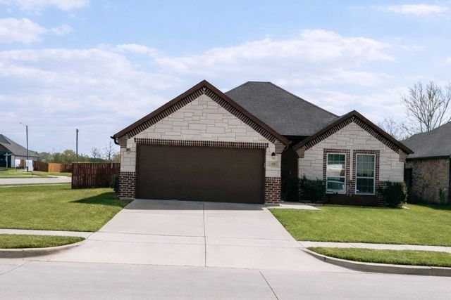 135 Kiowa Drive, Greenville, TX 75402