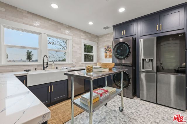 1446 Calumet Avenue, Los Angeles, CA 90026