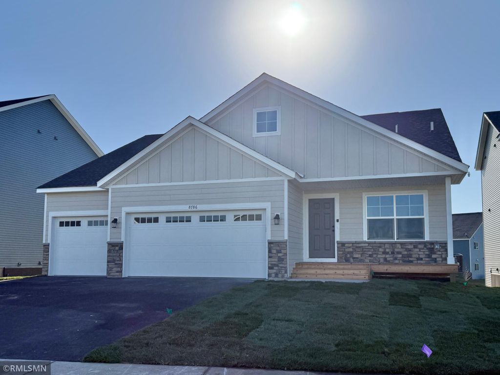 8786 147th Avenue NW, Ramsey, MN 55303