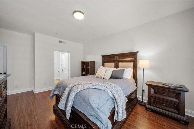 7132 Farralone 205, Canoga Park, CA 91303