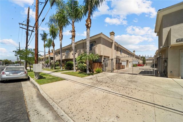 7132 Farralone 205, Canoga Park, CA 91303
