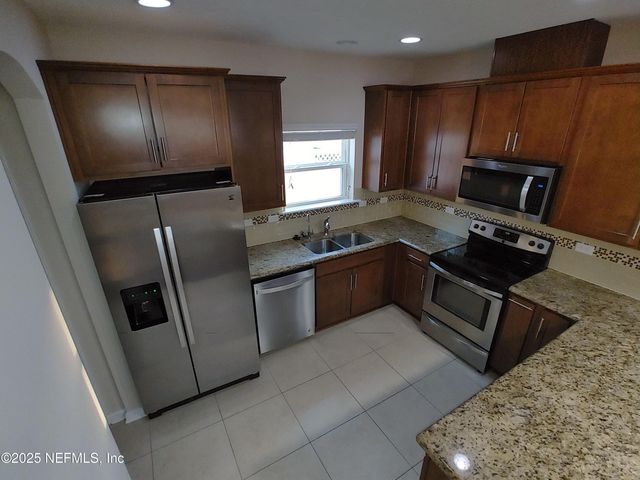 500 HERON LANDING Road, St. Johns, FL 32259