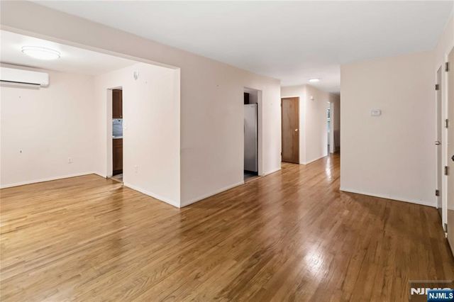 1120 Saint Louis Avenue 1, Hillside, NJ 07205