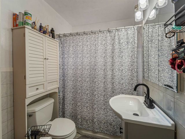 213 Holley Court, Barboursville, WV 25504