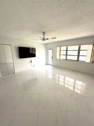 4755 NW 3rd Court C, Delray Beach, FL 33445