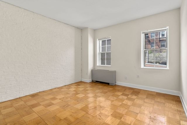 21 Bowdoin 2C, Boston, MA 02114
