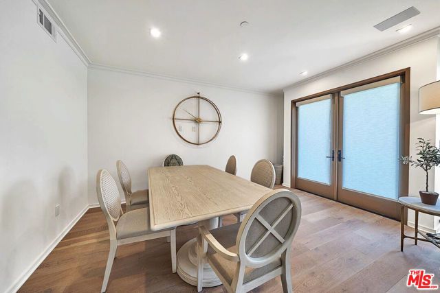 132 N Swall Drive 301, Los Angeles, CA 90048