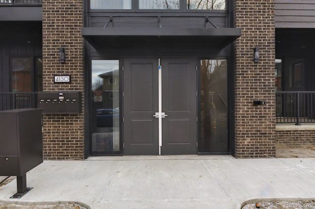 4130 TRUMBULL Street 4, Detroit, MI 48208
