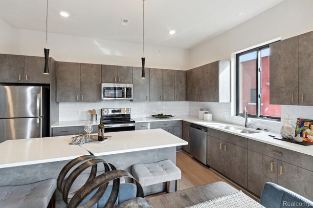 4130 TRUMBULL Street 4, Detroit, MI 48208