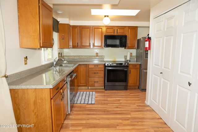 15 Wood Road, Ketchikan, AK 99901