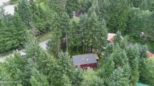 15 Wood Road, Ketchikan, AK 99901