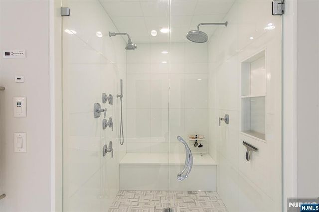 703 Ginger Lane, Franklin Lakes, NJ 07417