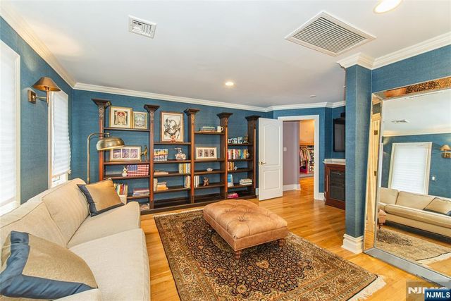 703 Ginger Lane, Franklin Lakes, NJ 07417