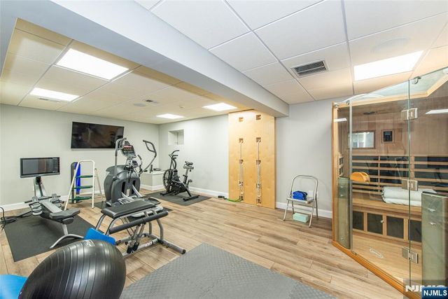 703 Ginger Lane, Franklin Lakes, NJ 07417