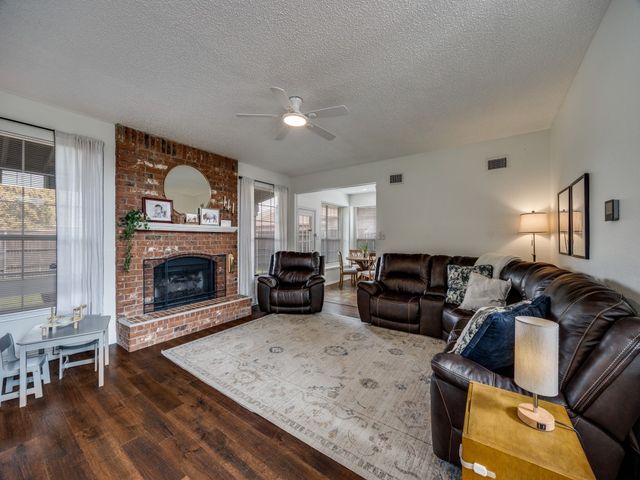 5820 Madison Drive, The Colony, TX 75056