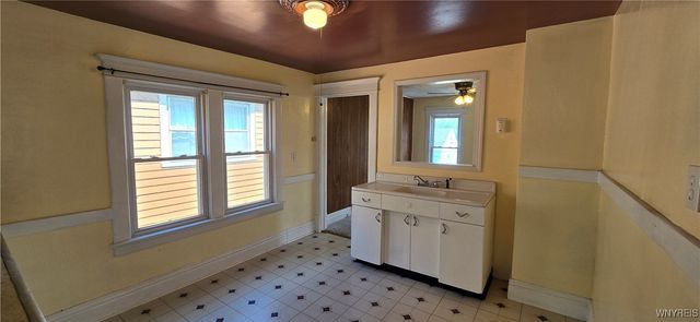 129 Albert Avenue, Buffalo, NY 14207