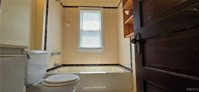 129 Albert Avenue, Buffalo, NY 14207