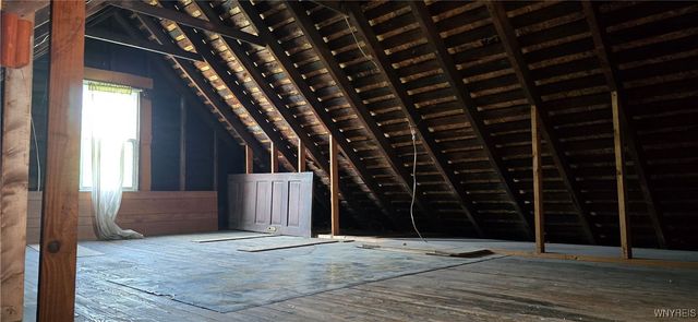 129 Albert Avenue, Buffalo, NY 14207