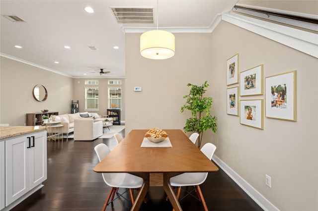 1244 Hobbs Reach Lane, Houston, TX 77008