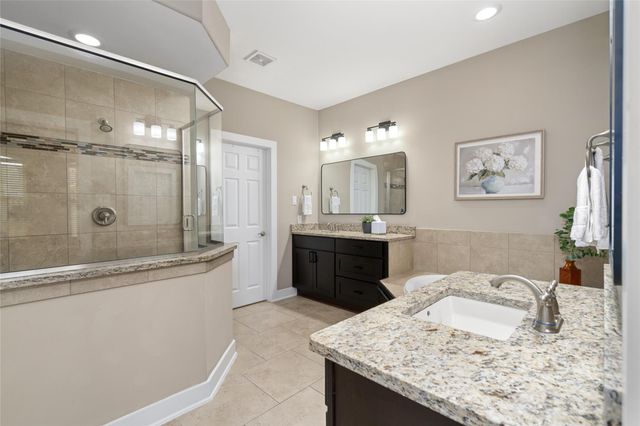1244 Hobbs Reach Lane, Houston, TX 77008